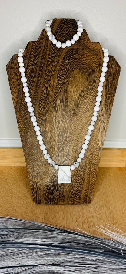 Howlite Necklace Set